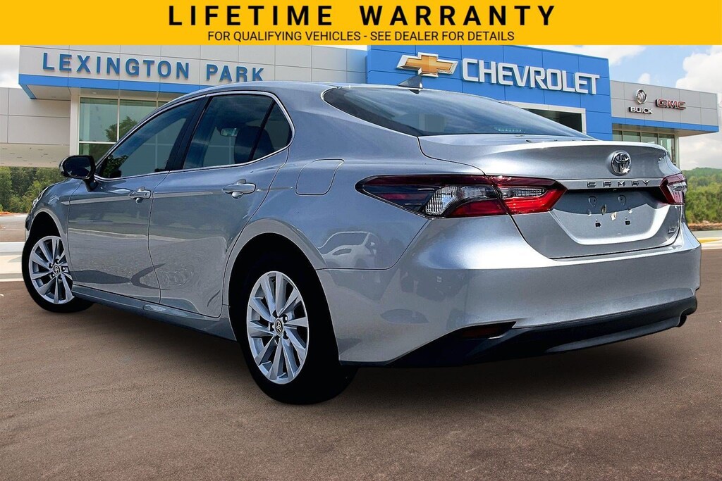 Used 2022 Toyota Camry LE LE Auto