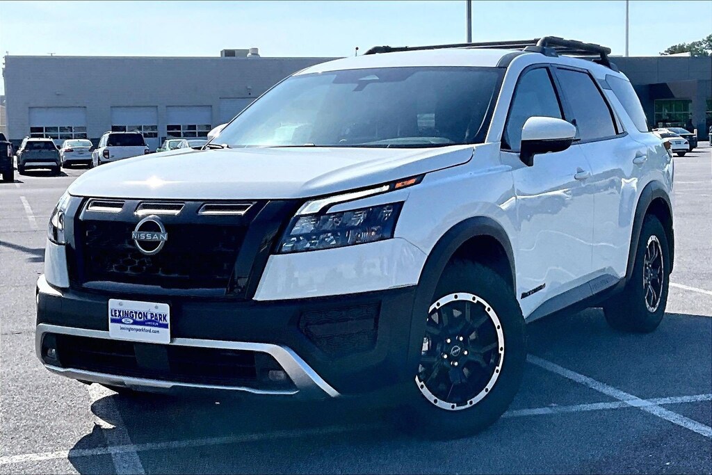 Used 2025 Nissan Pathfinder Rock Creek Rock Creek 4WD