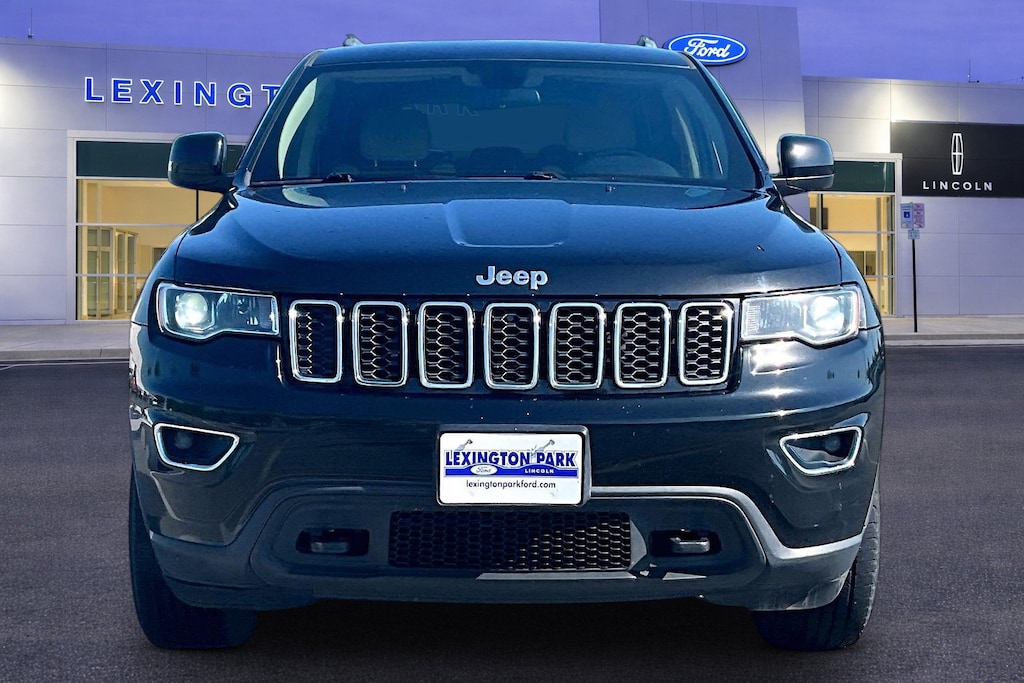 Used 2018 Jeep Grand Cherokee Laredo E Laredo E 4x4 *Ltd Avail*
