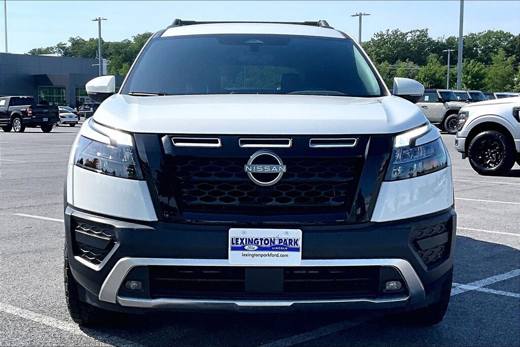 Used 2025 Nissan Pathfinder Rock Creek Rock Creek 4WD