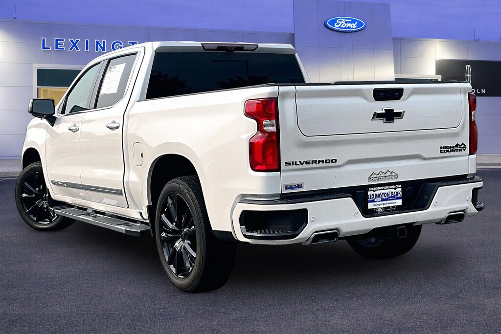 Used 2024 Chevrolet Silverado 1500 High Country 4WD Crew Cab 147 High Country