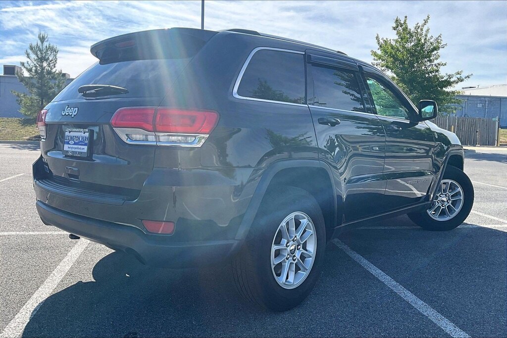 Used 2018 Jeep Grand Cherokee Laredo E Laredo E 4x4 *Ltd Avail*