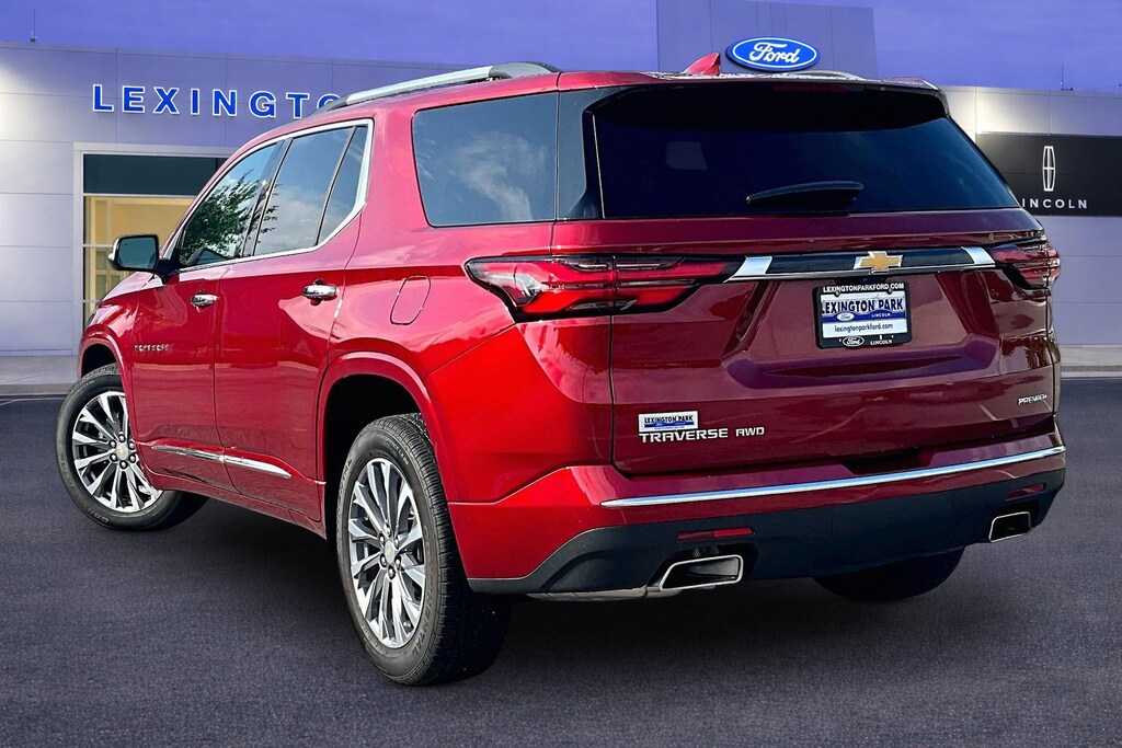Used 2023 Chevrolet Traverse Premier AWD Premier