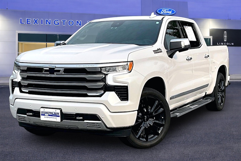 Used 2024 Chevrolet Silverado 1500 High Country 4WD Crew Cab 147 High Country