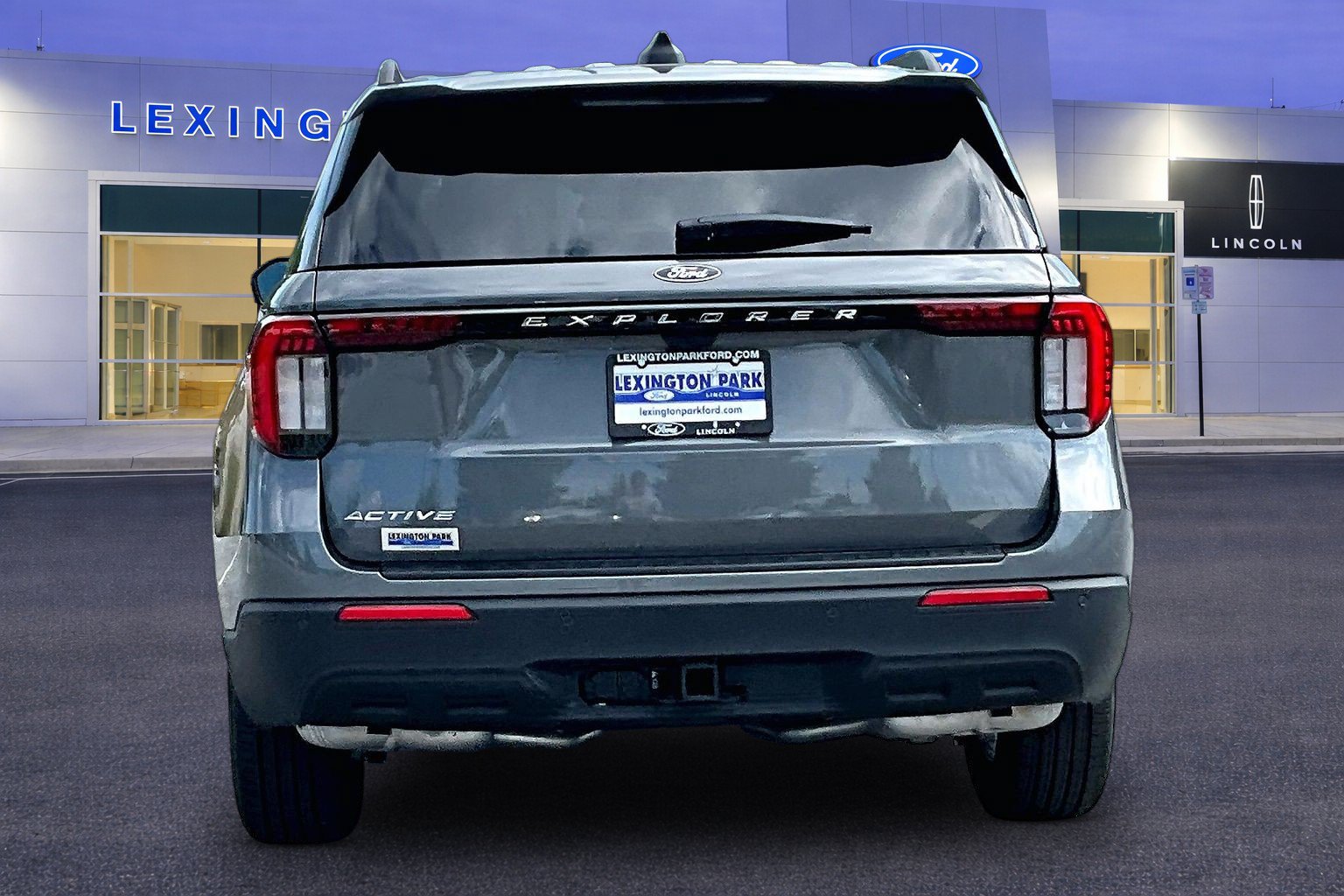 New 2027 Ford Explorer Active w/200A Pkg Active w/200A Pkg 4WD