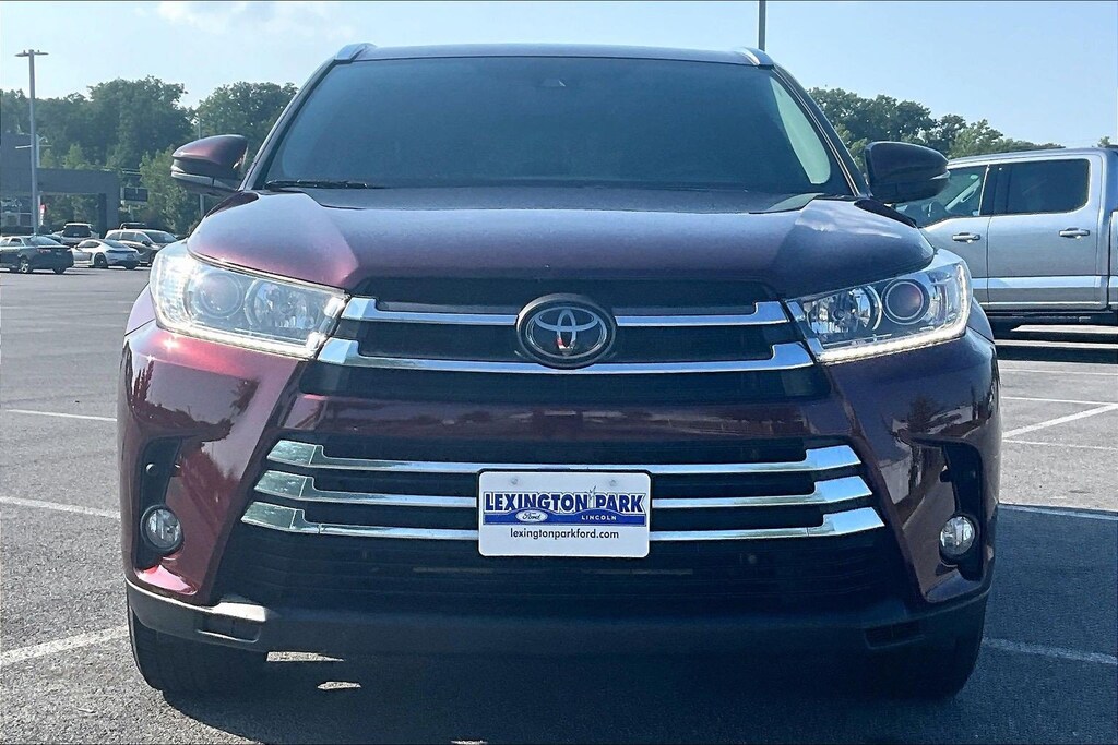 Used 2018 Toyota Highlander