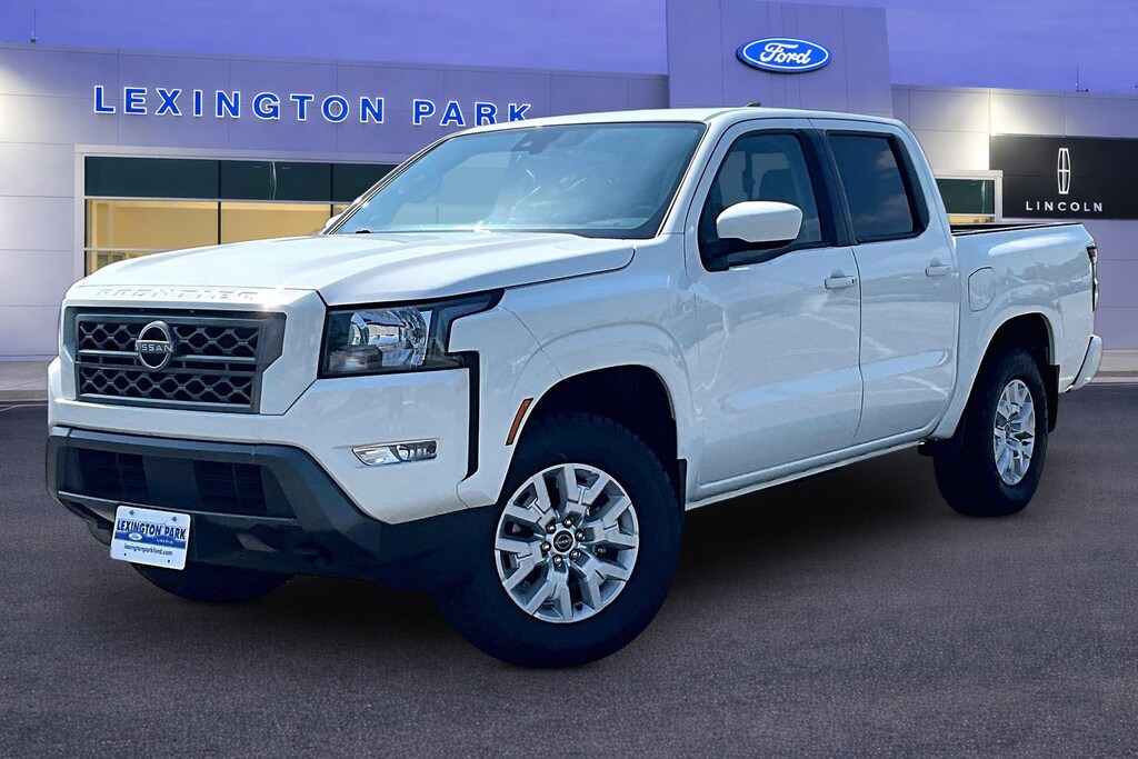 Used 2024 Nissan Frontier SV Crew Cab 4x4 SV