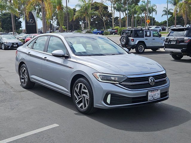 2022 Volkswagen Jetta 1.5T SEL photo 3