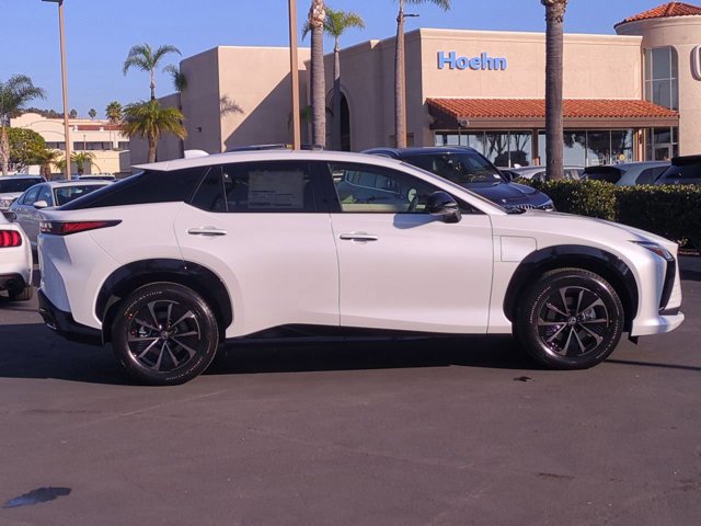 2026 Lexus RZ photo 4