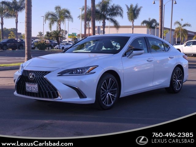 2024 Lexus ES 350's photo