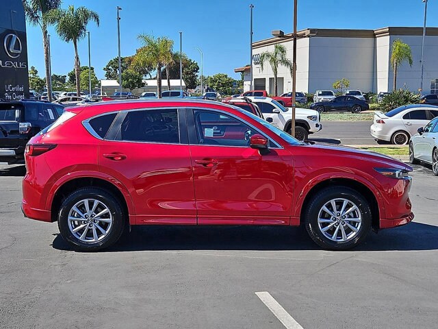 2024 Mazda CX-5 2.5 S Preferred photo 3