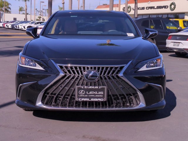2024 Lexus ES 300h Base photo 2