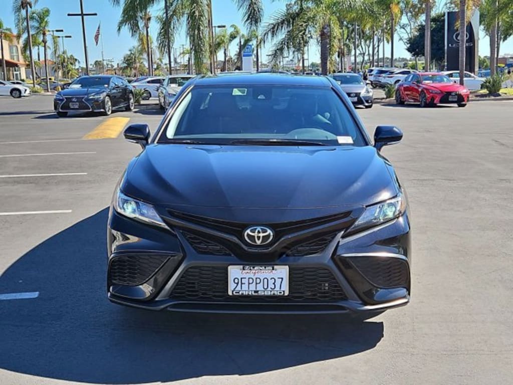 Used 2023 Toyota Camry SE Sedan