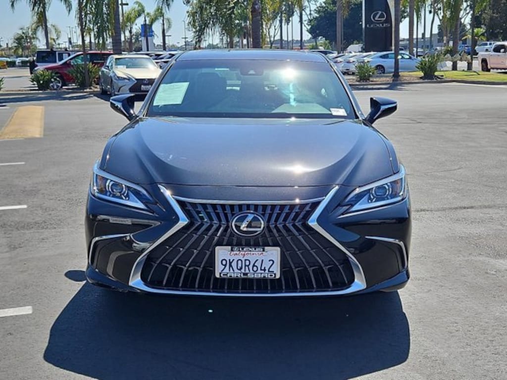 Certified 2024 Lexus ES 350  Sedan