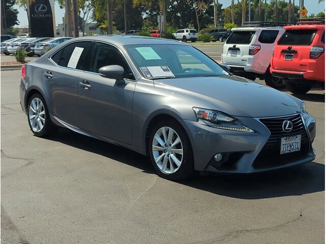 2014 Lexus IS 250 photo 3