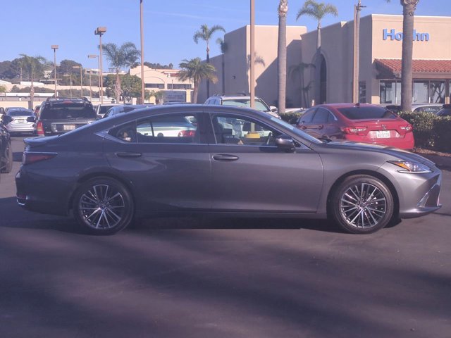 2024 Lexus ES 300h Base photo 4