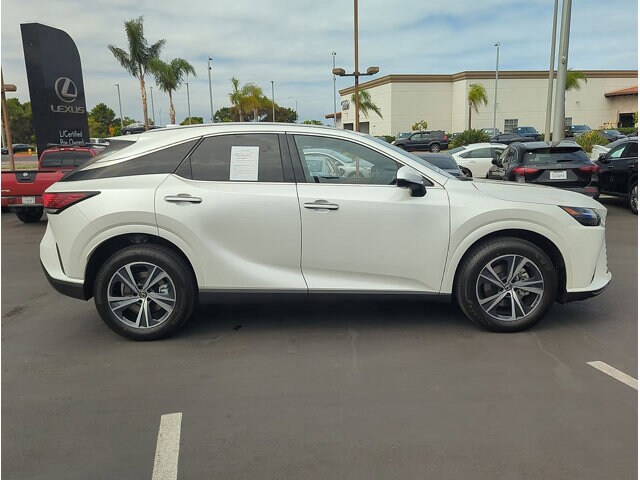 2025 Lexus RX 350 Premium photo 4