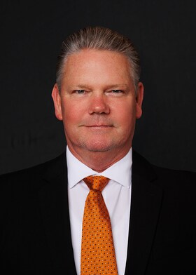 Staff member John Macker from ID_e7ed0065d959