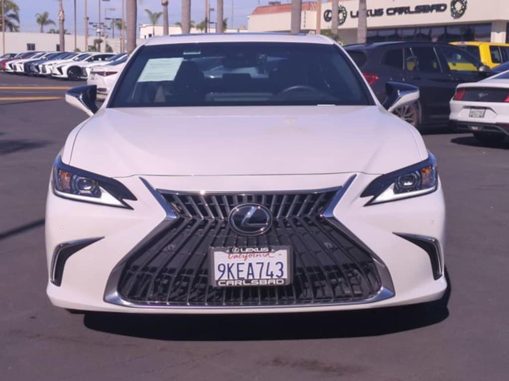 Certified 2024 Lexus ES 300h Base Sedan