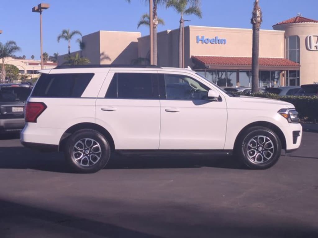 Used 2024 Ford Expedition XLT SUV