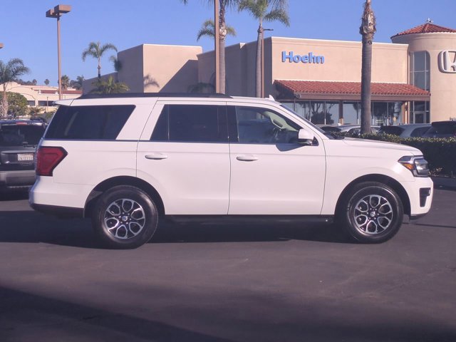 2024 Ford Expedition XLT photo 4