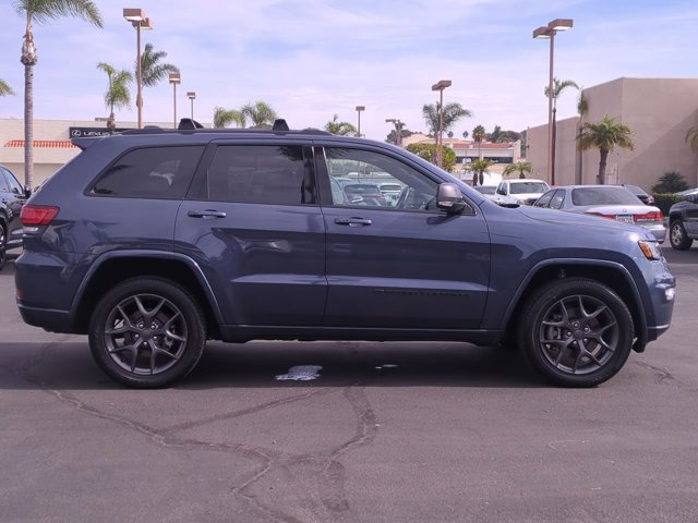 2021 Jeep Grand Cherokee Limited photo 2
