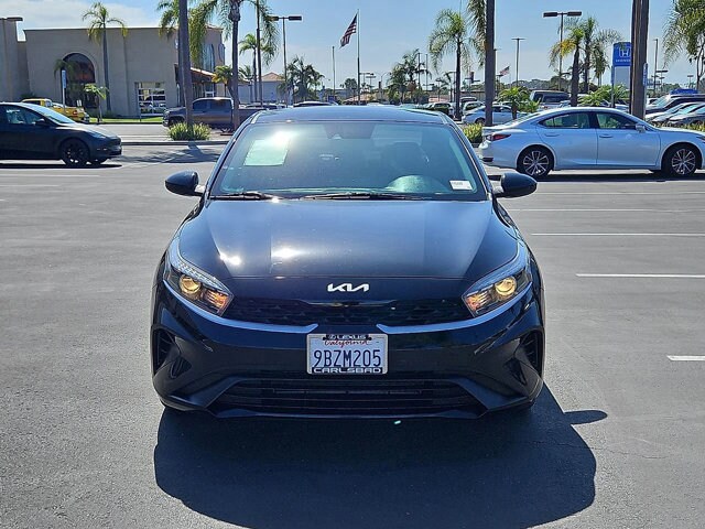 2022 Kia Forte LXS photo 2