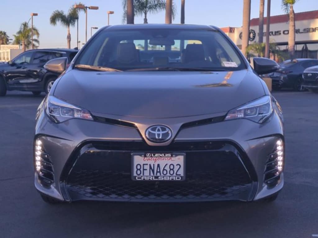 Used 2019 Toyota Corolla SE Sedan