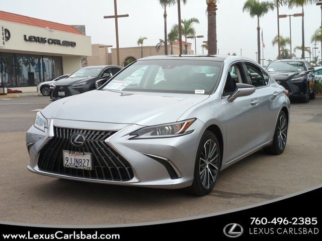 2024 Lexus ES 350's photo