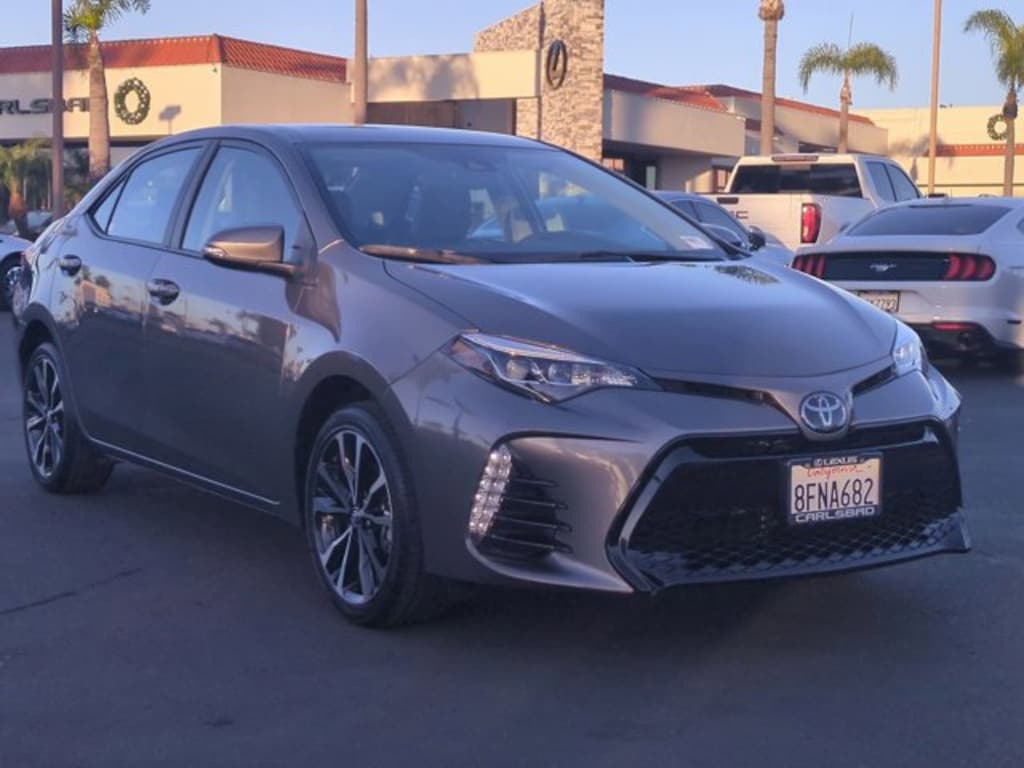 Used 2019 Toyota Corolla SE Sedan