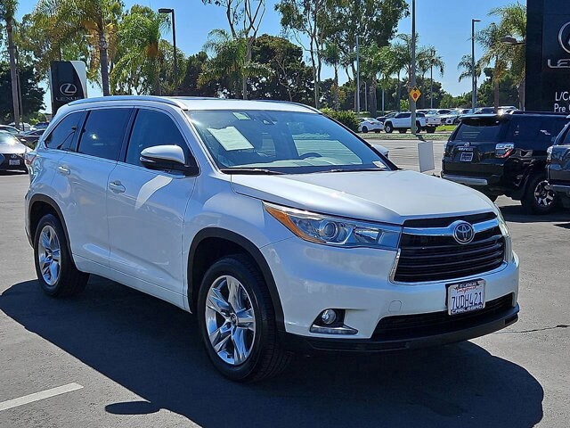 2016 Toyota Highlander Limited photo 3