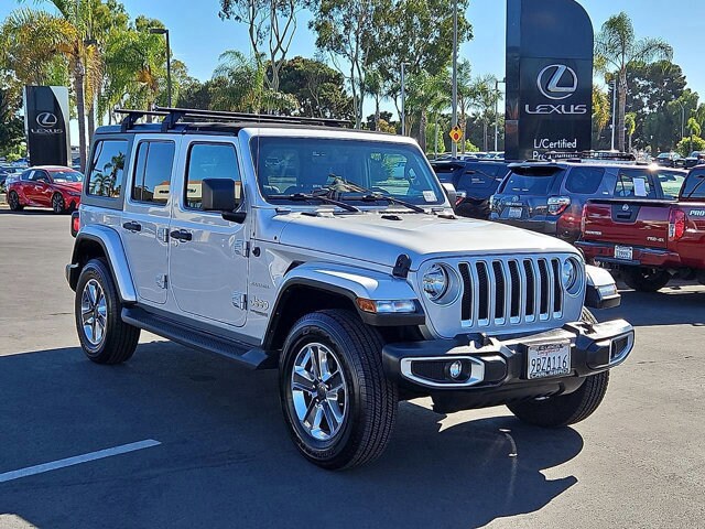 2022 Jeep Wrangler Unlimited Sahara photo 3