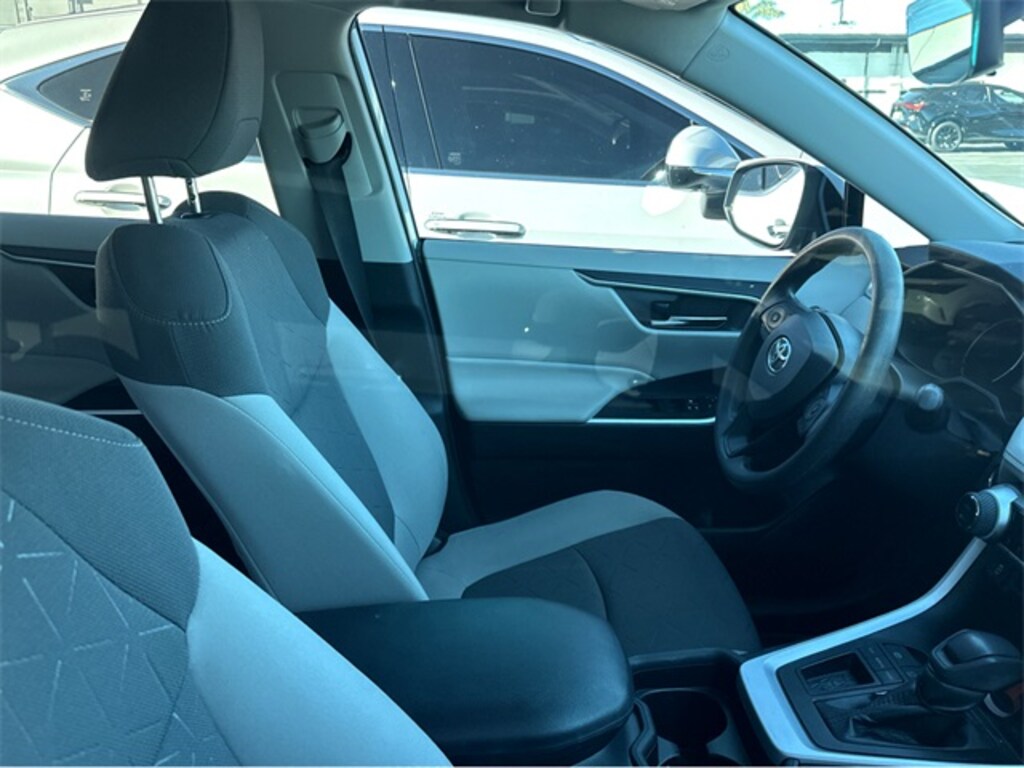 Used 2020 Toyota RAV4 XLE SUV