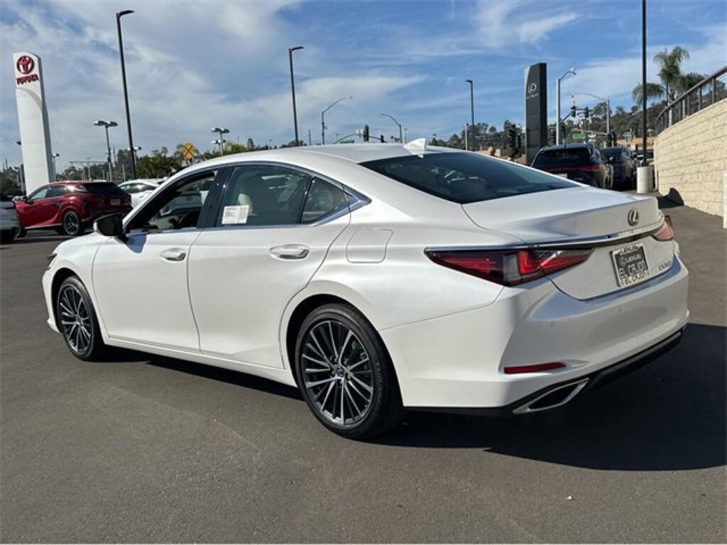 New 2025 Lexus ES 350 SEDAN