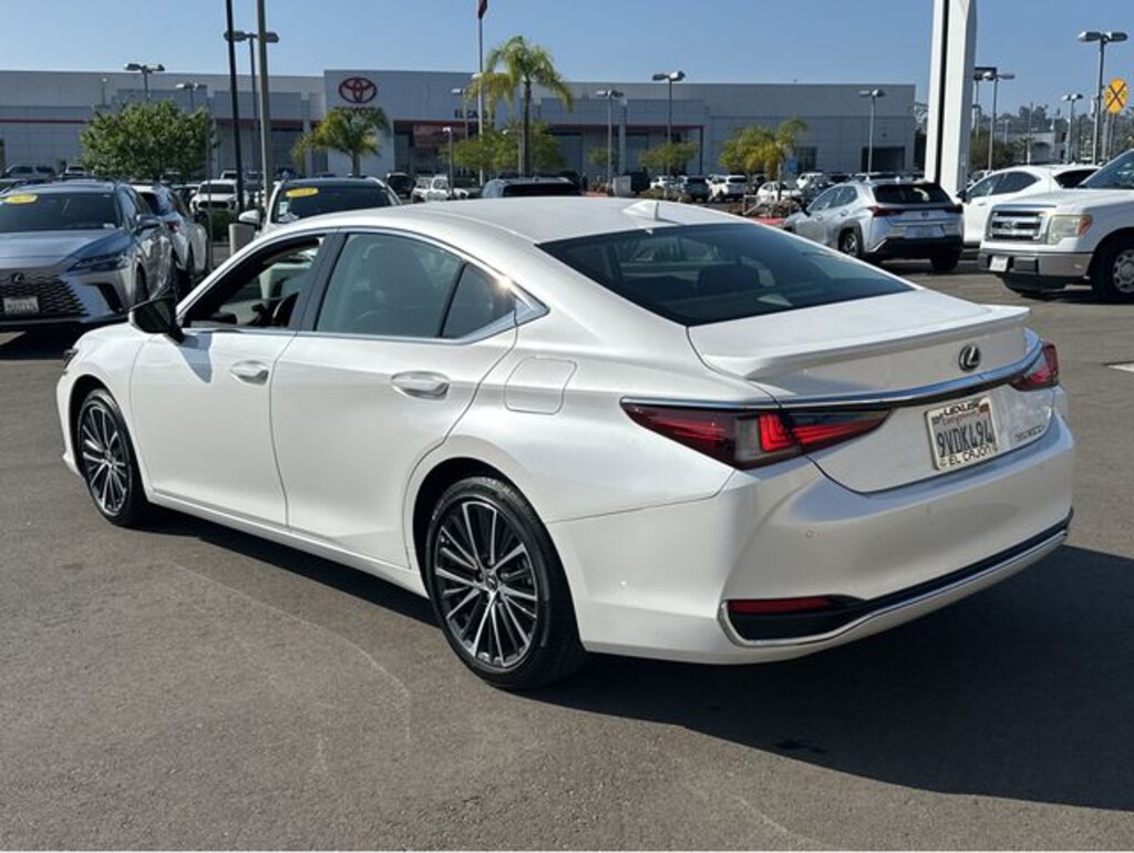 Certified 2025 Lexus ES 300h Sedan