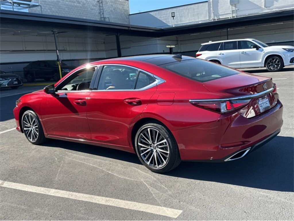 Certified 2025 Lexus ES 350 Sedan