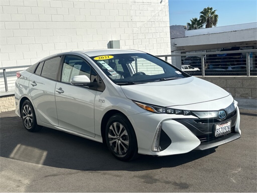 Used 2021 Toyota Prius Prime XLE Hatchback