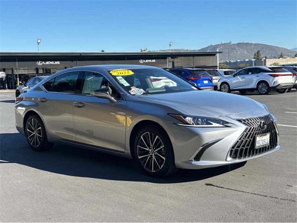 Certified 2025 Lexus ES 300h Sedan