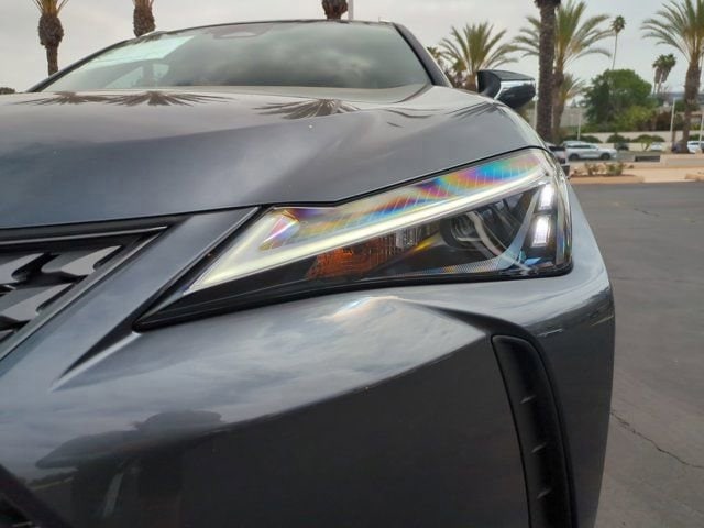 2026 Lexus UX Hybrid 300h Premium - Photo 10