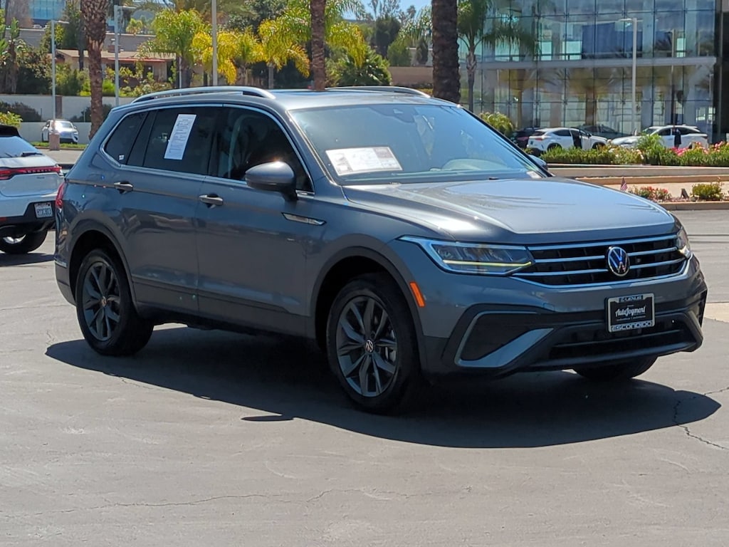 Used 2022 Volkswagen Tiguan SE