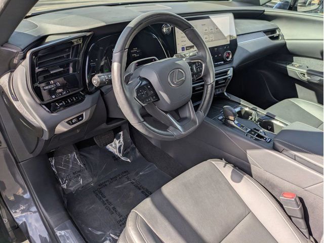 2025 Lexus RX Hybrid 350h - Photo 12