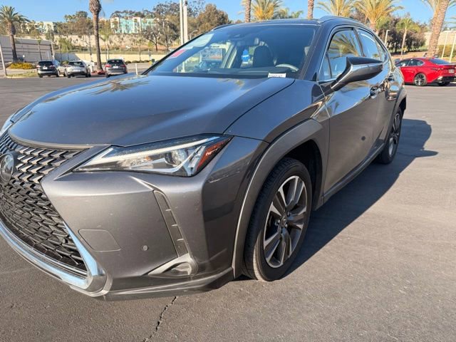 2022 Lexus UX 200 200 FWD's photo