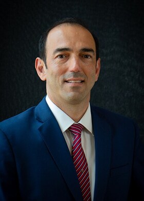 Staff member Omid Sarem from 2c3d92023486