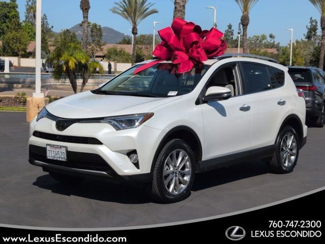 2016 Toyota RAV4 Limited's photo