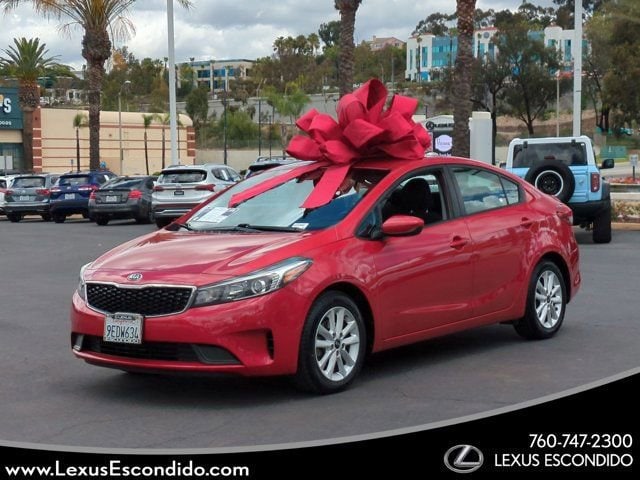 2017 Kia Forte S AT's photo