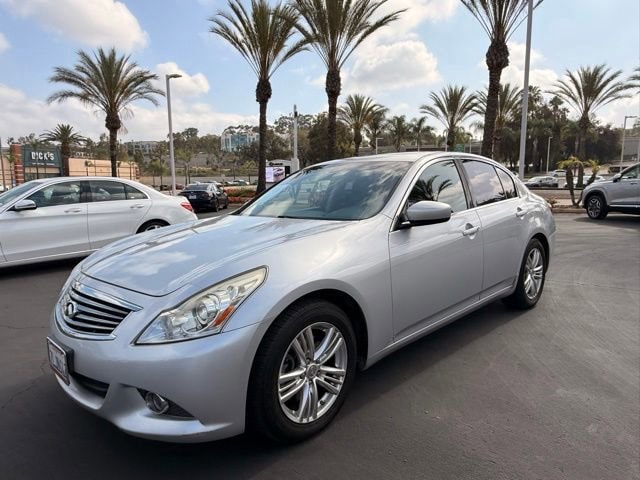 2015 INFINITI Q40 3.7's photo