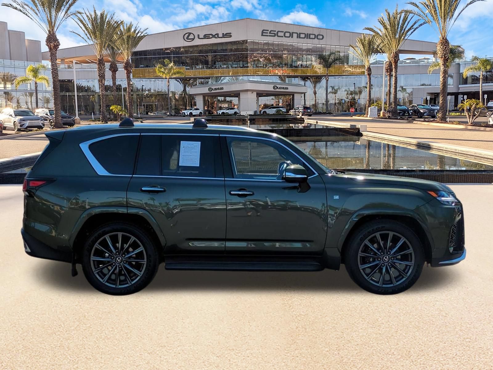 2026 Lexus LX 700h F-Sport - Photo 4