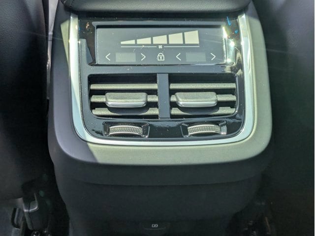 2025 Volvo XC60 Ultra - Photo 27