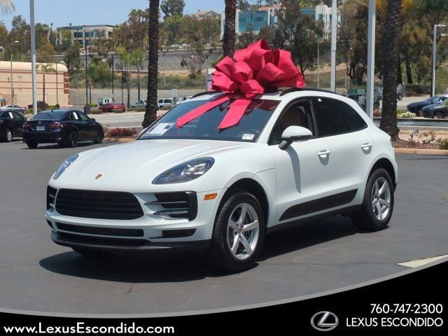 2021 Porsche Macan -'s photo