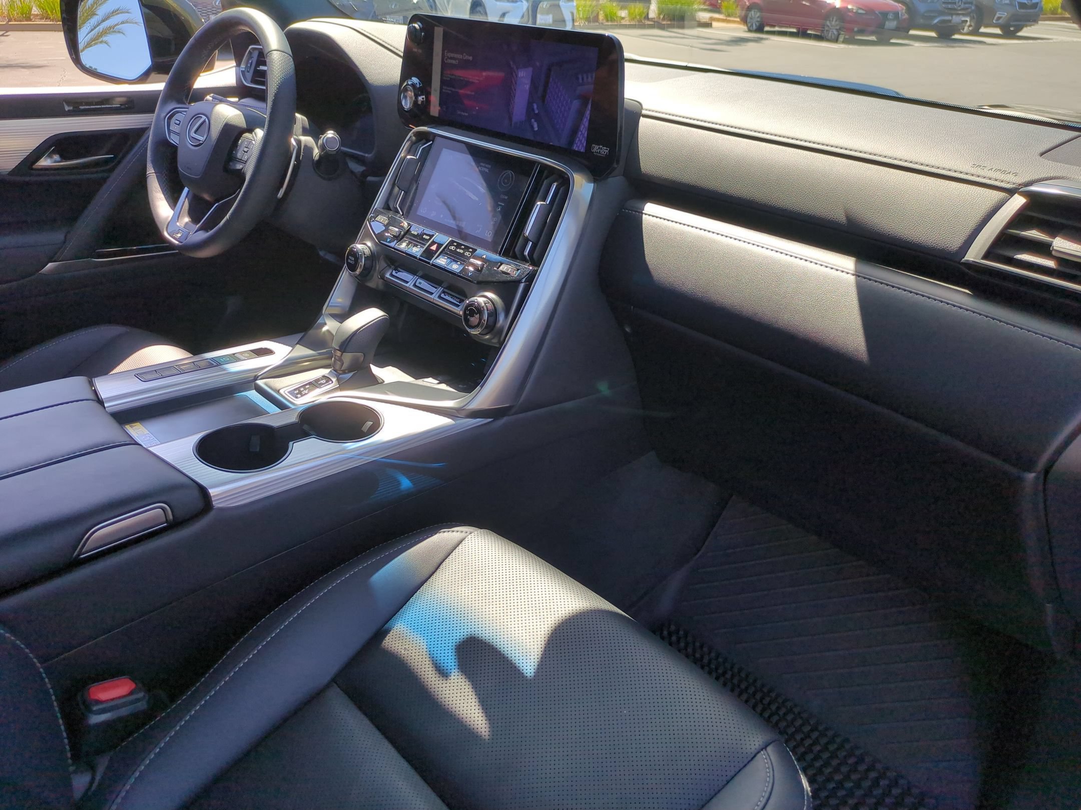 2026 Lexus LX 700h F-Sport - Photo 32